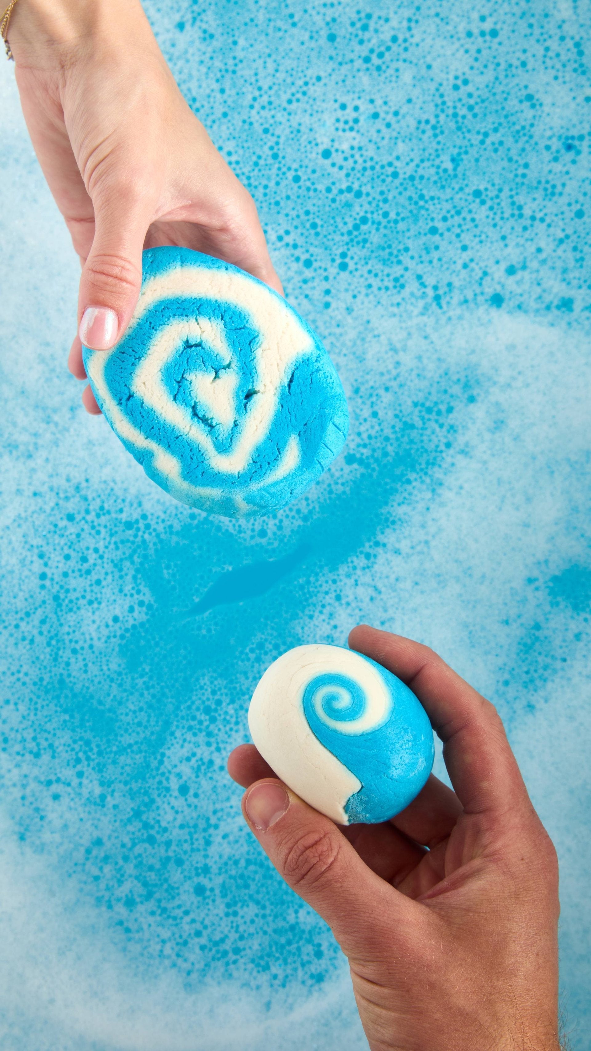 Blue Skies and Fluffy White Clouds(Bubble Bar)