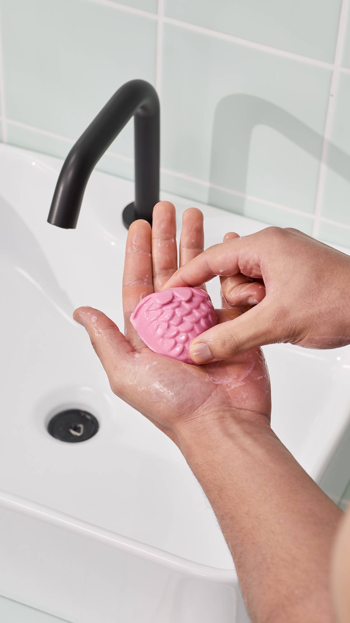 Strawberry Picking(Facial Gummy Wash)