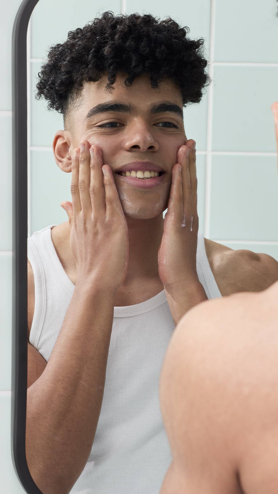 Strawberry Picking(Facial Gummy Wash)