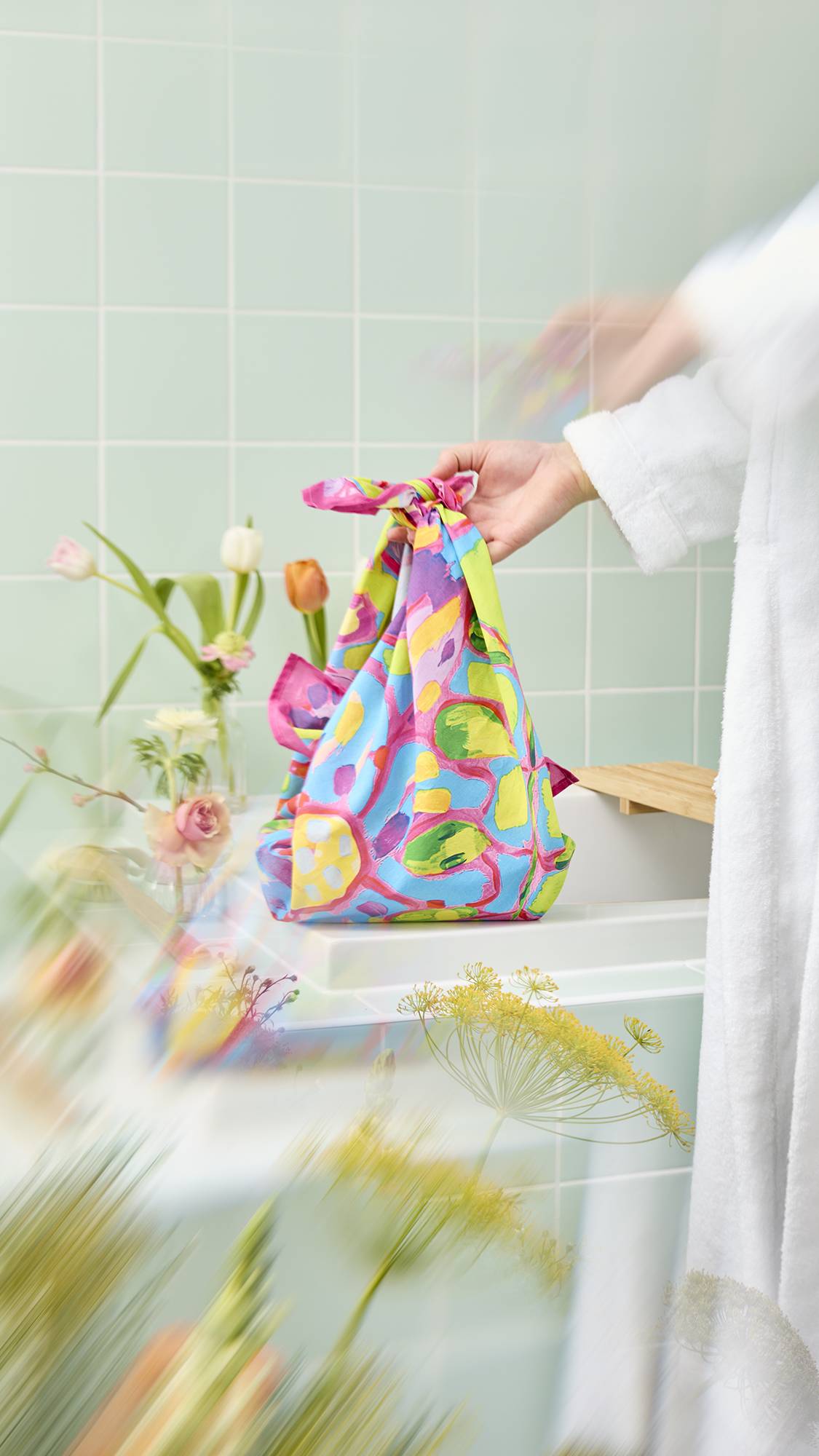 Flourish in Color(Gift Wrapping)