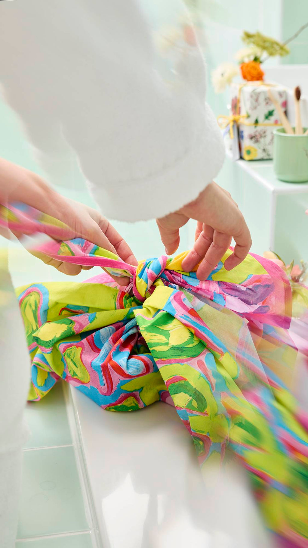 Flourish in Color(Gift Wrapping)