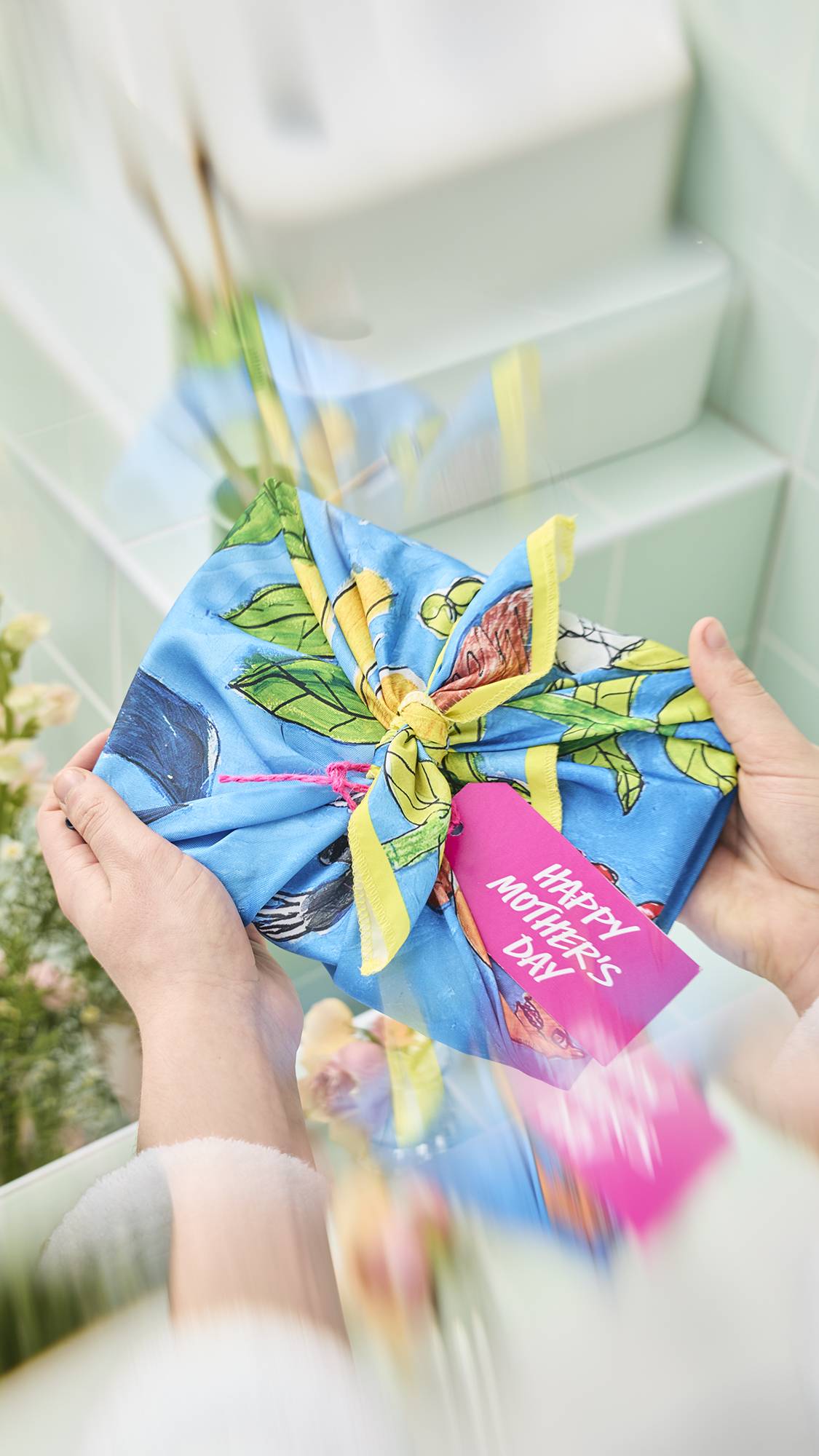 Garden Mural(Gift Wrapping)