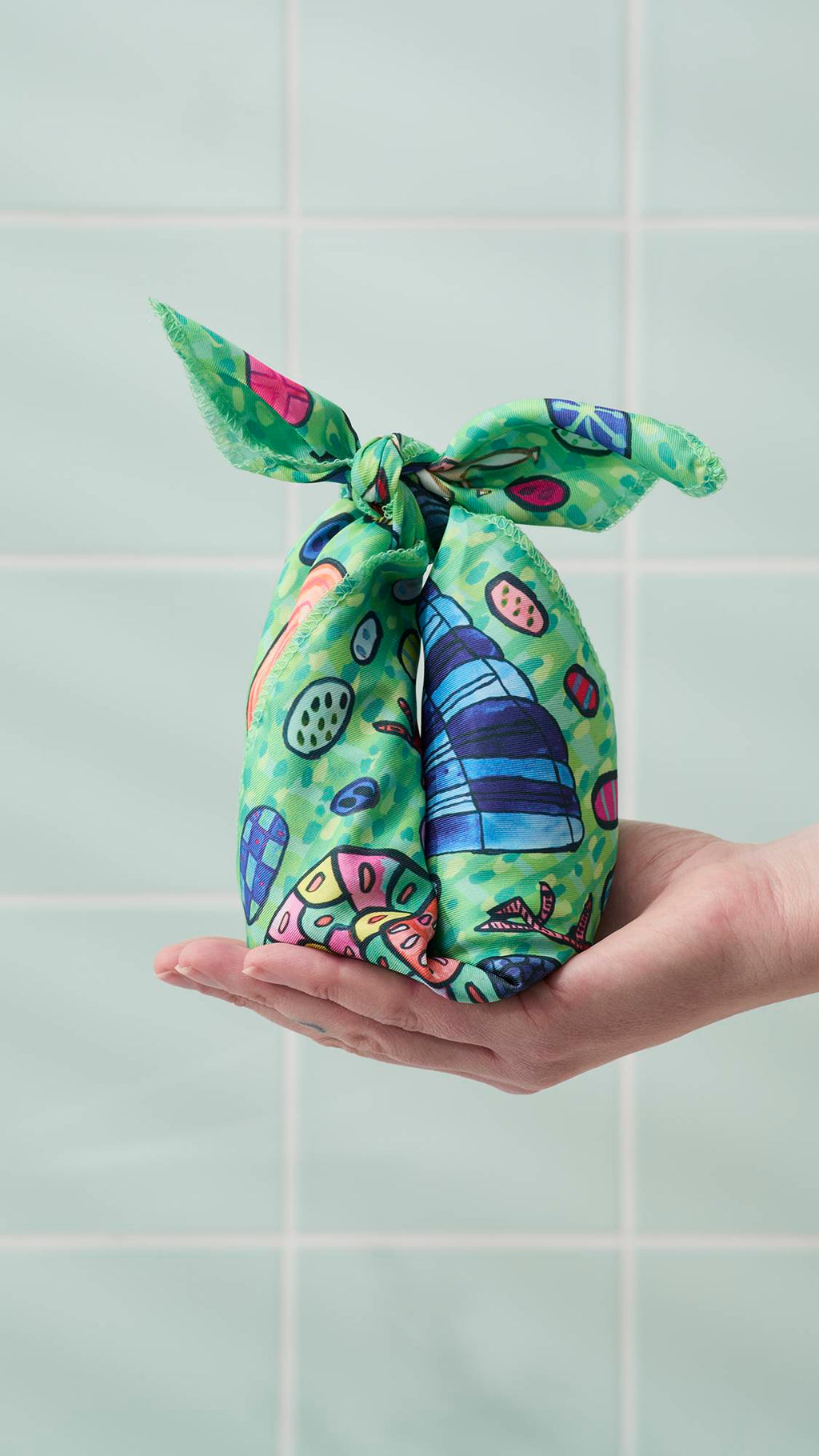 Eggs For The Exotic Birds(Gift Wrapping)